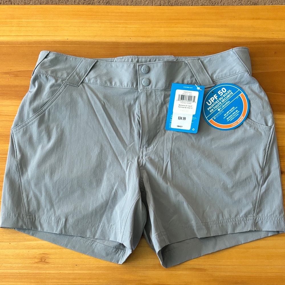 Women's Columbia UPF 50 Light Gray Athletic Shorts with Double-Button Waist